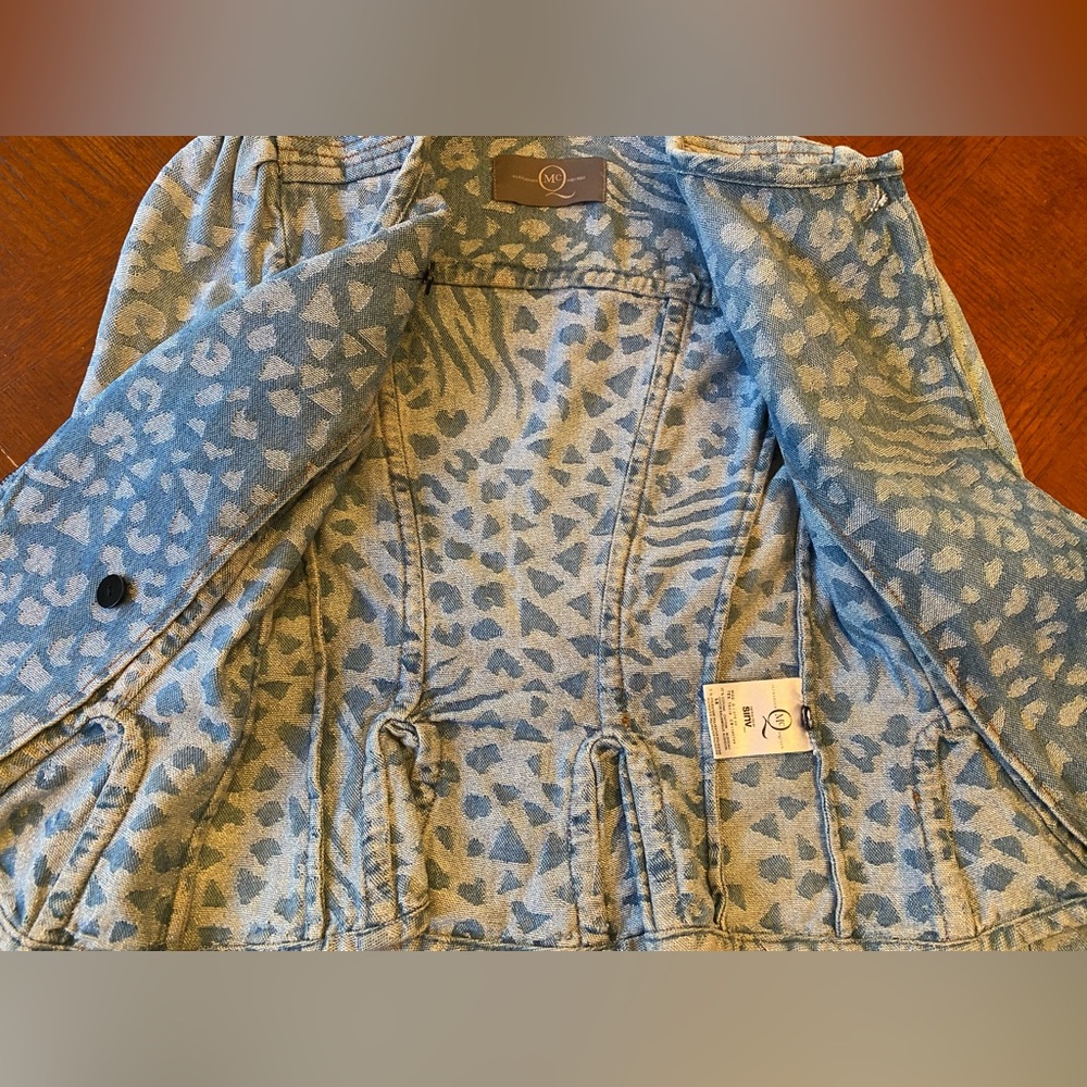 Alexander McQueen Light Blue Animal Print Denim Jacket - Picture 4 of 7